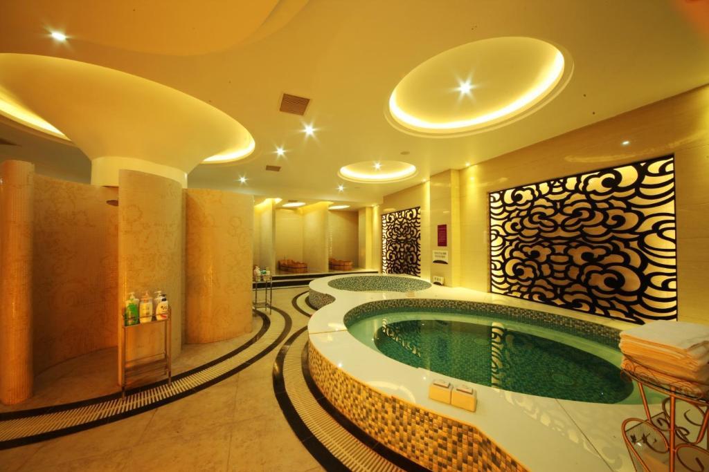 Xiongzhao Grand Hotel Weishan Νταλί Εξωτερικό φωτογραφία